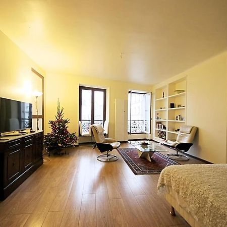 Ferienwohnung Eiffel Tower Paris Exterior foto